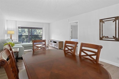 BEAUTIFUL 55+ GATED COMMUNITY! **REMODELED** unit featuring 2 on Inverrary Country Club in Florida - for sale on GolfHomes.com, golf home, golf lot