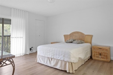 BEAUTIFUL 55+ GATED COMMUNITY! **REMODELED** unit featuring 2 on Inverrary Country Club in Florida - for sale on GolfHomes.com, golf home, golf lot