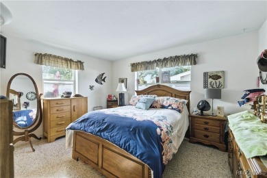 Well-maintained 3BR/2BA Pool home in Citrus Springs with on Citrus Springs Country Club in Florida - for sale on GolfHomes.com, golf home, golf lot