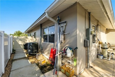 Well-maintained 3BR/2BA Pool home in Citrus Springs with on Citrus Springs Country Club in Florida - for sale on GolfHomes.com, golf home, golf lot