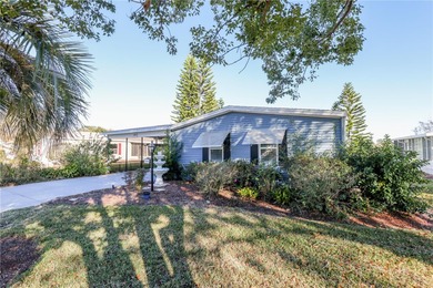 NEW ROOF (2024) & A/C (2023)! Enjoy gorgeous water views from on Plantation Golf Club in Florida - for sale on GolfHomes.com, golf home, golf lot