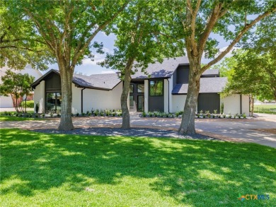 Welcome to this beautiful 4-bedroom, 3.5-bath home at 3415 on Mill Creek Golf Club in Texas - for sale on GolfHomes.com, golf home, golf lot