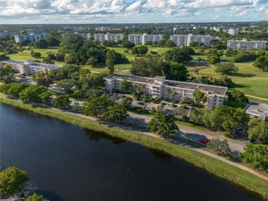GORGEOUS 2/2 Newly Remodeled Unit in Palm Aire offers everything on Palm-Aire Country Club and Resort - Palms in Florida - for sale on GolfHomes.com, golf home, golf lot