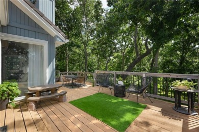 LAKE VIEWS, PRIVATE + SERENE BACKYARD, CUL-DE-SAC + 3-CAR on Lakewood Oaks Golf Club, Ltd. in Missouri - for sale on GolfHomes.com, golf home, golf lot