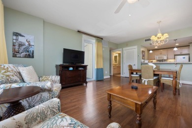 WELCOME TO THE GRAND SANDESTIN! This inviting 1-bedroom on Sandestin Golf and Beach Resort - Raven in Florida - for sale on GolfHomes.com, golf home, golf lot