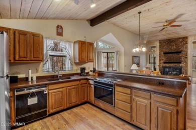 Charming Pinetop Lakes Cabin with Recreation Center Privileges on Pinetop Lakes Country Club in Arizona - for sale on GolfHomes.com, golf home, golf lot