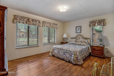 Charming Pinetop Lakes Cabin with Recreation Center Privileges on Pinetop Lakes Country Club in Arizona - for sale on GolfHomes.com, golf home, golf lot