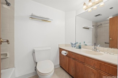 Liliuokalani Gardens - Queen Tower Unit with Diamond Head  Ala on Ala Wai Golf Course in Hawaii - for sale on GolfHomes.com, golf home, golf lot