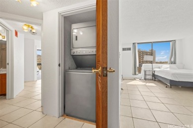 Liliuokalani Gardens - Queen Tower Unit with Diamond Head  Ala on Ala Wai Golf Course in Hawaii - for sale on GolfHomes.com, golf home, golf lot