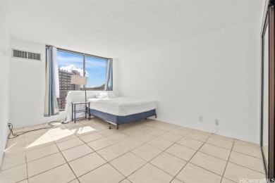 Liliuokalani Gardens - Queen Tower Unit with Diamond Head  Ala on Ala Wai Golf Course in Hawaii - for sale on GolfHomes.com, golf home, golf lot