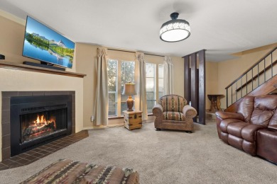 This beautifully maintained townhome offers a perfect blend of on Arroyo Del Oso Golf Course in New Mexico - for sale on GolfHomes.com, golf home, golf lot