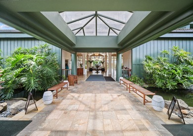 Relax in this peaceful studio in a premier oceanfront resort on Wailua Municipal Golf Course in Hawaii - for sale on GolfHomes.com, golf home, golf lot