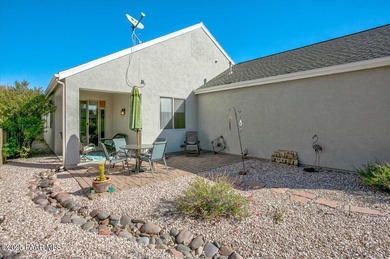 This well maintained 3-bedroom, 2 bathroom, 1,536 sq ft single on StoneRidge Golf Course in Arizona - for sale on GolfHomes.com, golf home, golf lot