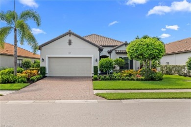 LIVE A VACATION LIFESTYLE IN ESPLANADE! FULL GOLF MEMBERSHIP on Esplanade Golf and  Country Club in Florida - for sale on GolfHomes.com, golf home, golf lot