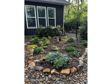 SELLERS ARE MOTIVATED. OPEN HOUSE 3/1/26. Better than new and on Toqua Golf Course - Loudon County in Tennessee - for sale on GolfHomes.com, golf home, golf lot