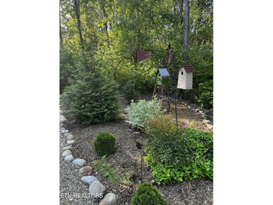 SELLERS ARE MOTIVATED. OPEN HOUSE 3/1/26. Better than new and on Toqua Golf Course - Loudon County in Tennessee - for sale on GolfHomes.com, golf home, golf lot