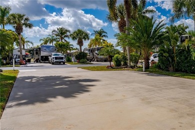 Discover an exceptional opportunity to own a deeded, fee-simple on Silver Lakes Resort and Golf Club in Florida - for sale on GolfHomes.com, golf home, golf lot