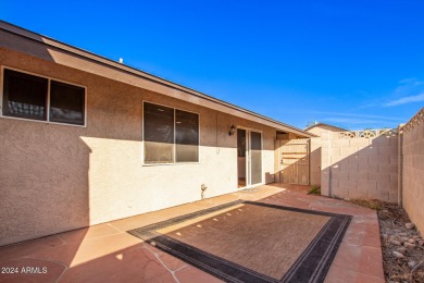 This lovely single level town-home is located in the Bellair on Bellaire Golf Club in Arizona - for sale on GolfHomes.com, golf home, golf lot