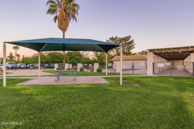 This lovely single level town-home is located in the Bellair on Bellaire Golf Club in Arizona - for sale on GolfHomes.com, golf home, golf lot