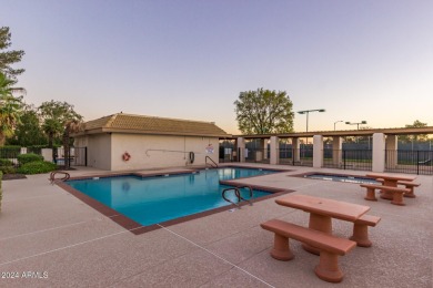 This lovely single level town-home is located in the Bellair on Bellaire Golf Club in Arizona - for sale on GolfHomes.com, golf home, golf lot