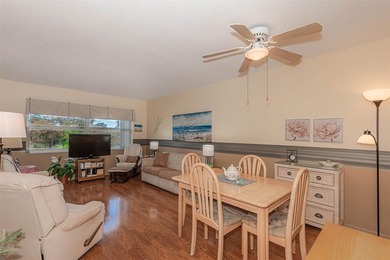 PRICE TO SELL. Beautiful condo, one bedroom, one bathroom condo on  in Florida - for sale on GolfHomes.com, golf home, golf lot