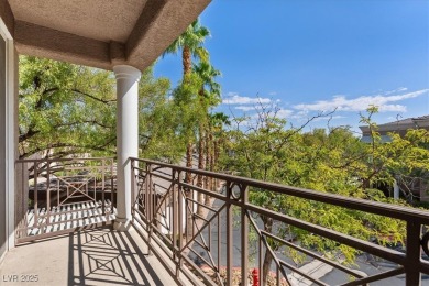 Discover luxury living in this beautifully updated two-story on TPC at Summerlin in Nevada - for sale on GolfHomes.com, golf home, golf lot