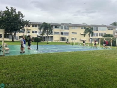 One bedroom, one bathroom condo in Lauderhill East, totally on Lauderhill Golf Course in Florida - for sale on GolfHomes.com, golf home, golf lot