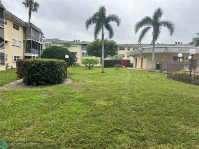 One bedroom, one bathroom condo in Lauderhill East, totally on Lauderhill Golf Course in Florida - for sale on GolfHomes.com, golf home, golf lot