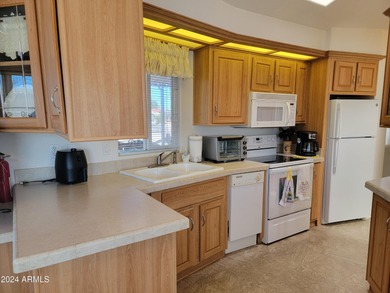 REDUCED!! This is a lovely furnished park model with one of the on 3 Parks Fairways in Arizona - for sale on GolfHomes.com, golf home, golf lot