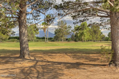 NIce location, all tile floors, no popcorn ceilings. front on Country Club of Green Valley in Arizona - for sale on GolfHomes.com, golf home, golf lot