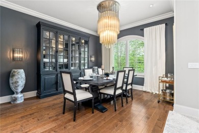 Large, luxurious home in the Moores Mill Community w/lovely on Moores Mill Golf Club in Alabama - for sale on GolfHomes.com, golf home, golf lot