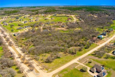 This 1.645 acre lot is nestled in the custom build community of on Tangle Ridge Golf Club in Texas - for sale on GolfHomes.com, golf home, golf lot
