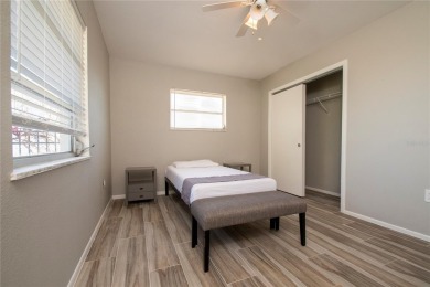 Beautifully remodeled home in Sun City Center! This 2-bedroom on North Lakes Golf Course in Florida - for sale on GolfHomes.com, golf home, golf lot