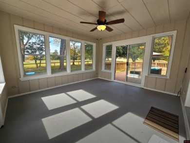 This 4 bedroom/3 bath Village Green home is a hit, FORE sure! On on Twin Lakes Golf Club in Arkansas - for sale on GolfHomes.com, golf home, golf lot