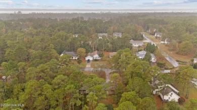 Quaint ranch style 3 bed 3 bathroom brick home on a quiet on Harbour Point Golf Club in North Carolina - for sale on GolfHomes.com, golf home, golf lot