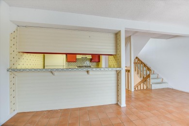 Don't miss this opportunity to own a waterfront townhome in the on Horseshoe Bay Private Golf Course in Texas - for sale on GolfHomes.com, golf home, golf lot