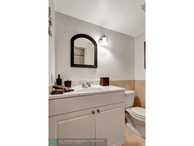 Reduced, Motivated Seller.  Huge  Charming 1-Bed, 1.5-Bath Home on Wynmoor Golf Course in Florida - for sale on GolfHomes.com, golf home, golf lot