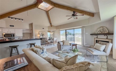 Gorgeous 2 bedroom 2 bath HORSESHOE BAY TOWNHOME - has been on Apple Rock Golf Course - Horseshoe Bay in Texas - for sale on GolfHomes.com, golf home, golf lot