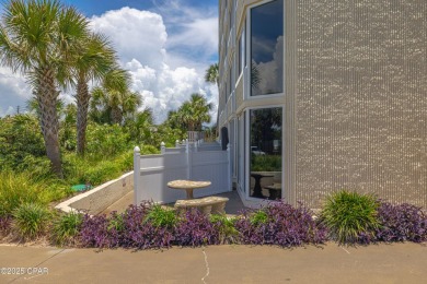 Priced to sell!! Ground floor corner unit!! Prime location near on Signal Hill Golf Course, Inc. in Florida - for sale on GolfHomes.com, golf home, golf lot