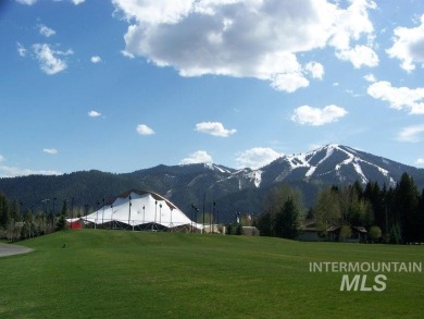 This turnkey condo is adorable. Away from the main road, it on Sun Valley Resort in Idaho - for sale on GolfHomes.com, golf home, golf lot