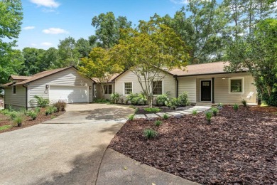 Welcome to this beautifully updated 5-bedroom, 3.5-bathroom home on Killearn Country Club and Inn in Florida - for sale on GolfHomes.com, golf home, golf lot