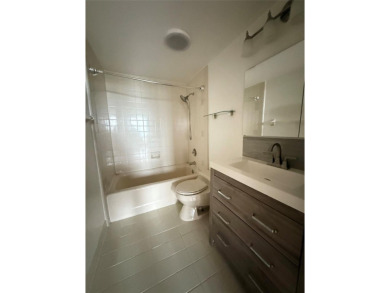 Greencroft Condominium is a prestigious residence in New on Pelham Country Club in New York - for sale on GolfHomes.com, golf home, golf lot
