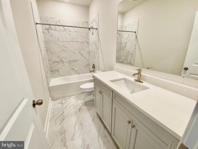 END UNIT-TWO PRIMARY BEDROOMS!  NOW COMPLETED, MOVE IN READY! on Plantation Lakes Golf and Country Club in Delaware - for sale on GolfHomes.com, golf home, golf lot