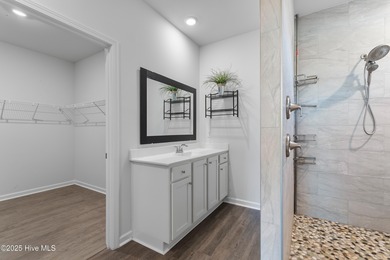 Looking for a move-in ready home with style, updates, and on Lennon Hills Golf Course in North Carolina - for sale on GolfHomes.com, golf home, golf lot