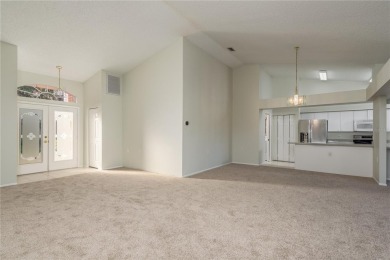 Updated and ready to Sell!! This 2 bedroom/2 bath/ 2 car garage on Timber Greens Country Club in Florida - for sale on GolfHomes.com, golf home, golf lot
