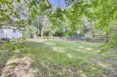 LOCATION!LOCATION!LOCATION! WELCOME HOME TO THE HIGHLY SOUGHT on Shadowmoss Plantation Golf Club in South Carolina - for sale on GolfHomes.com, golf home, golf lot