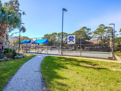 Spectacular 1BD/1BA Condo Overlooking the Seascape Golf Course

 on Seascape Golf Course in Florida - for sale on GolfHomes.com, golf home, golf lot