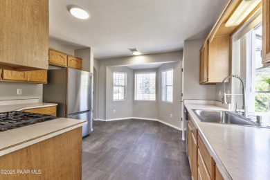 Charming 3-bed, 3-bath home in desirable Prescott Country Club! on Prescott Golf and Country Club in Arizona - for sale on GolfHomes.com, golf home, golf lot