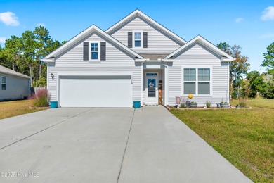 Looking for a move-in ready home with style, updates, and on Lennon Hills Golf Course in North Carolina - for sale on GolfHomes.com, golf home, golf lot