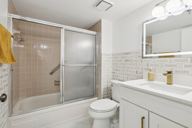 Come see this stunning, move-in-ready unit in Bonaire Village! on Marina Lakes Golf Course in Florida - for sale on GolfHomes.com, golf home, golf lot